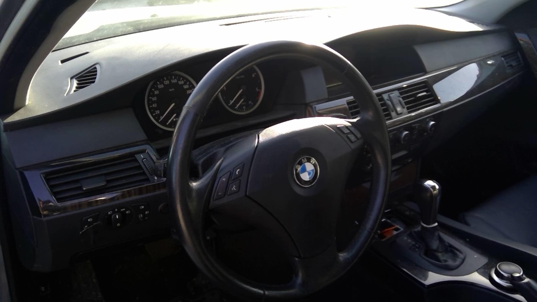 Image BMW SERIE 5 E60