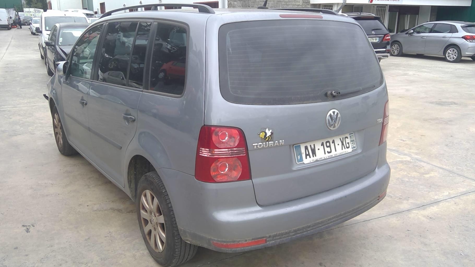 Image VOLKSWAGEN TOURAN 1