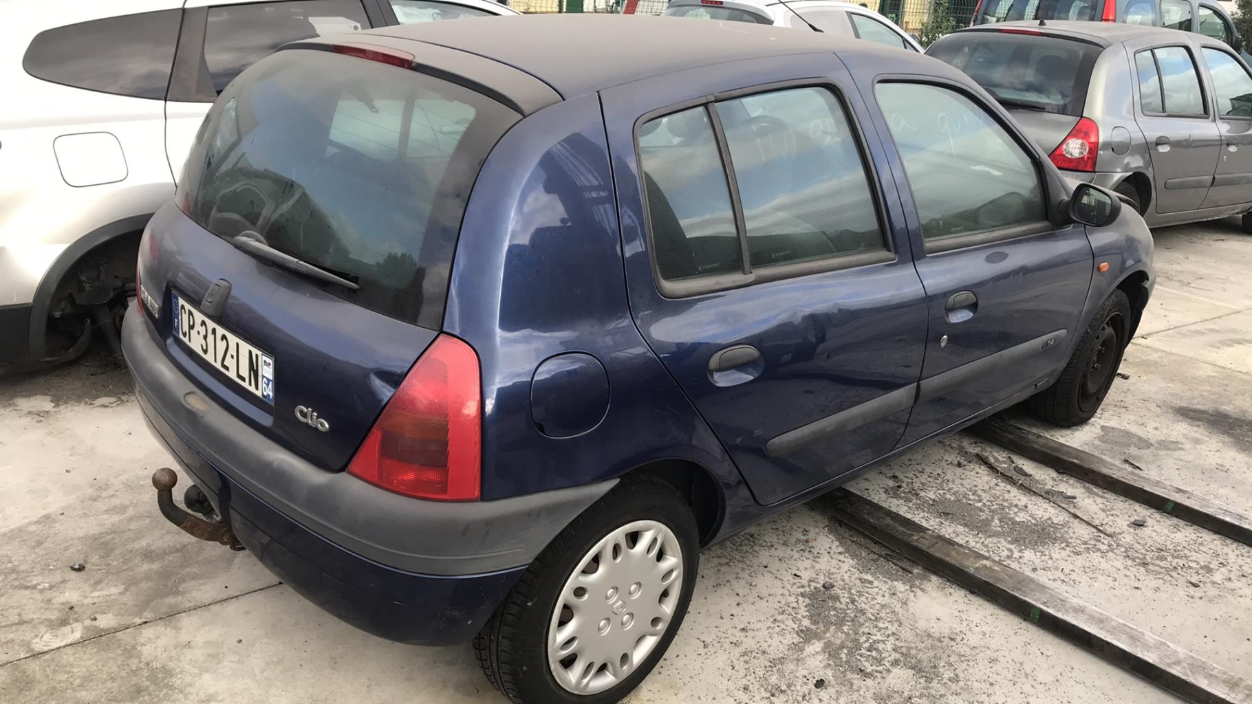 Image RENAULT CLIO 2