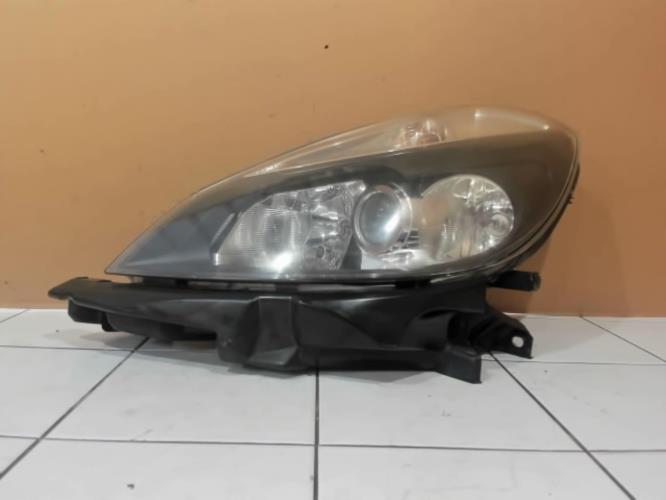 Optique avant principal gauche (feux)(phare) pour RENAULT CLIO III