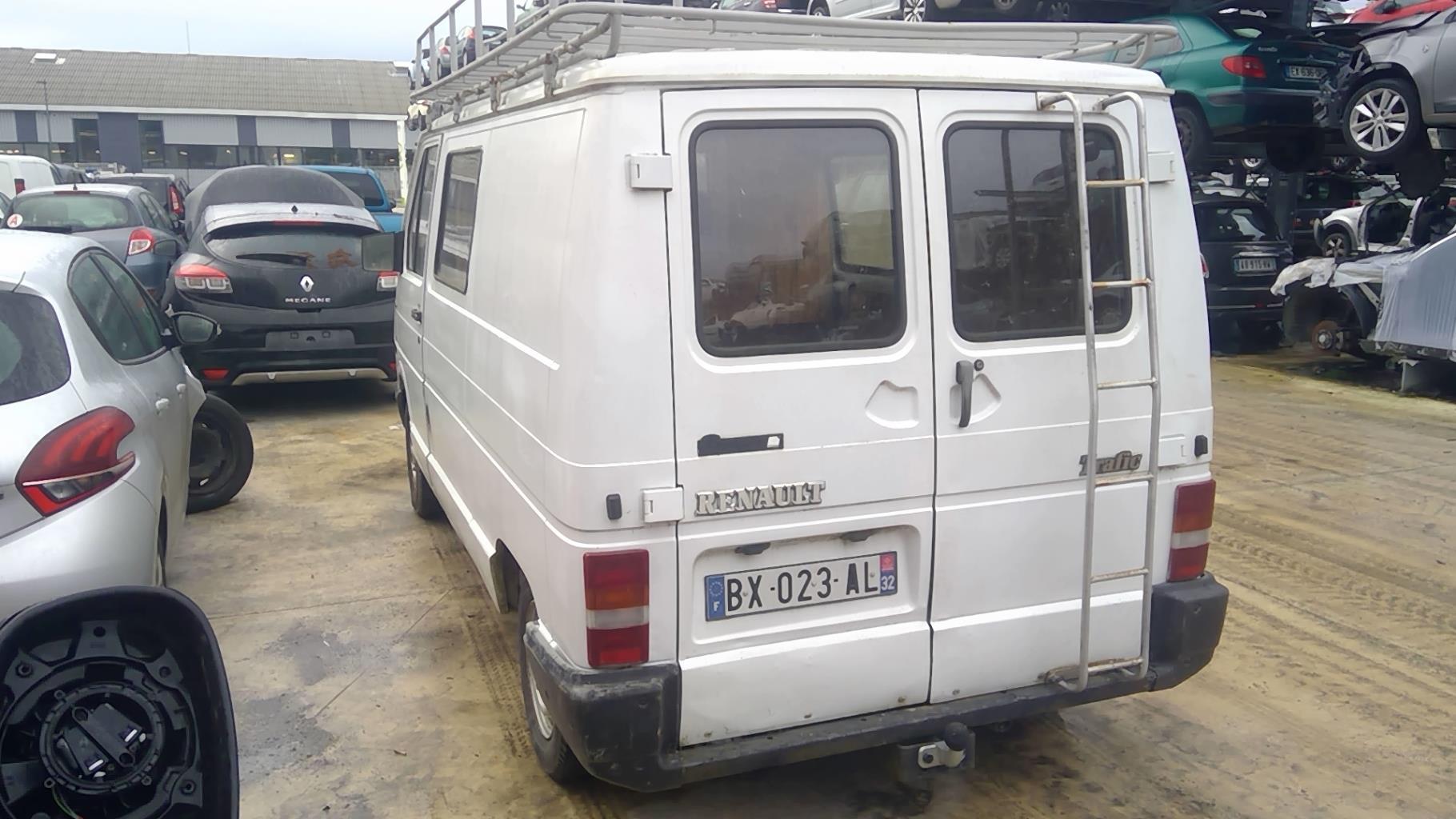 Image RENAULT TRAFIC 1