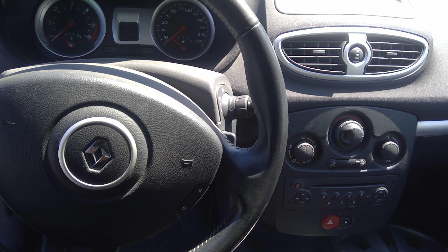 Image RENAULT CLIO 3