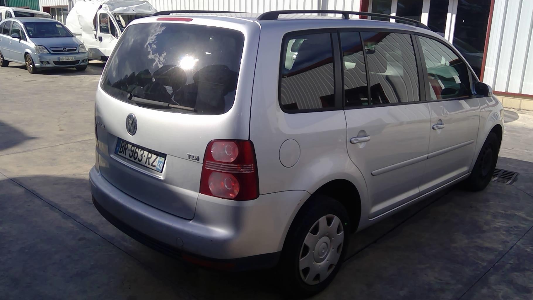 Image VOLKSWAGEN TOURAN 1