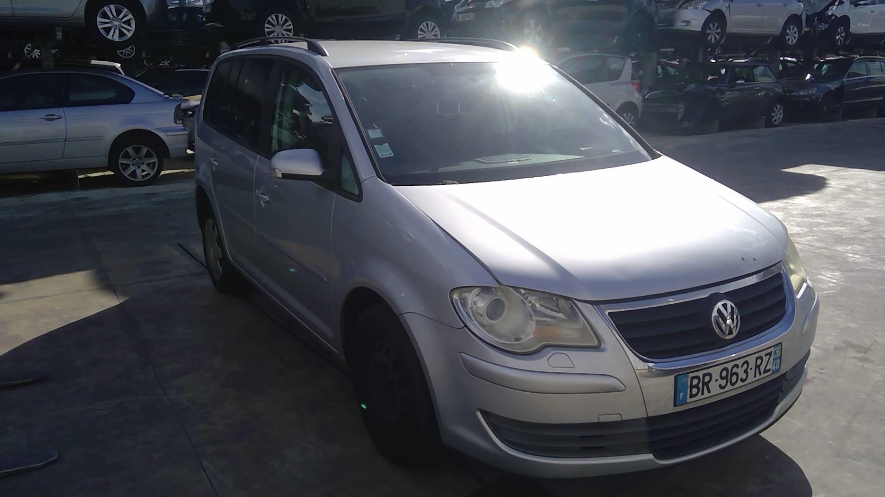 Image VOLKSWAGEN TOURAN 1