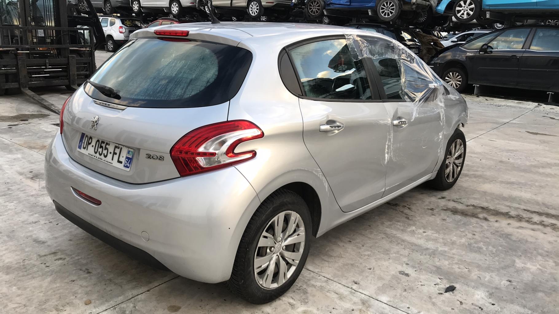 Image PEUGEOT 208 1