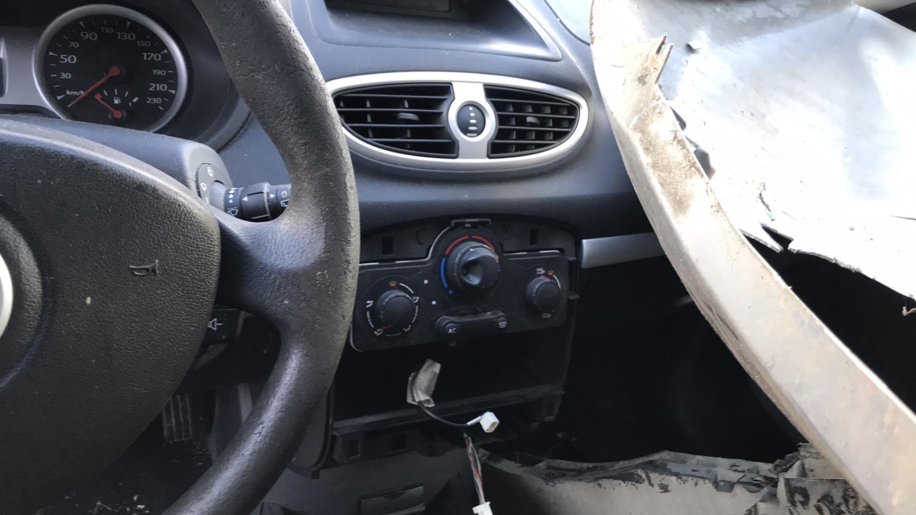 Image RENAULT CLIO 3