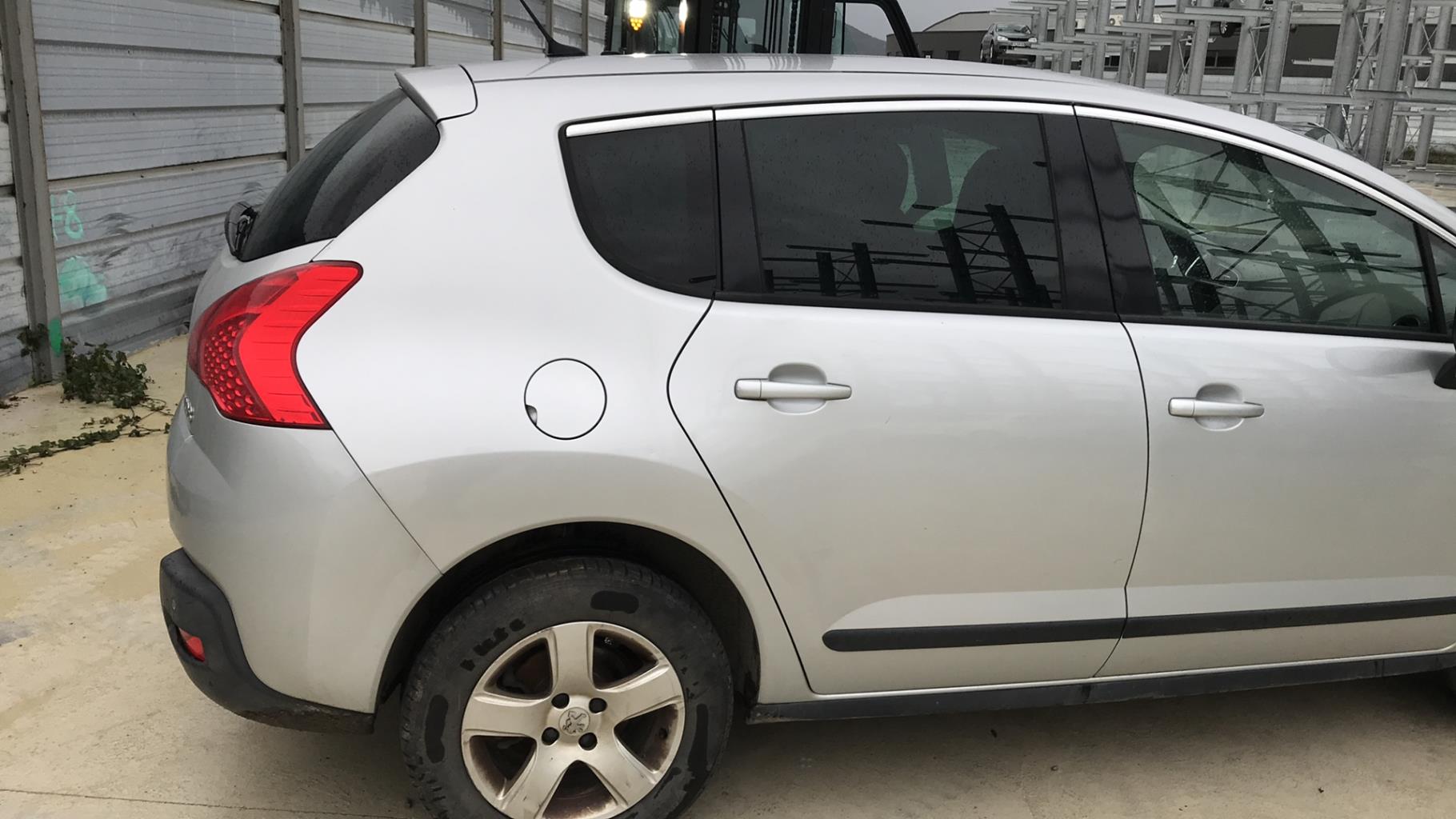 Image PEUGEOT 3008 1