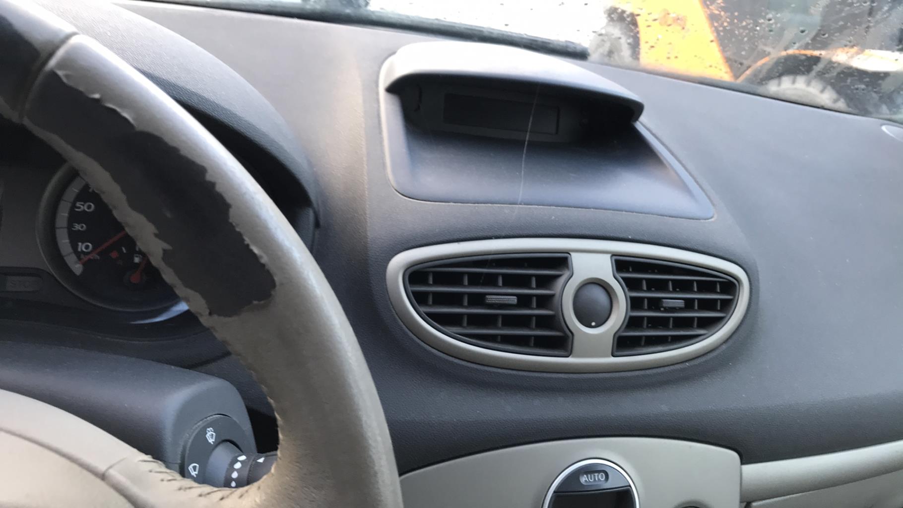 Image RENAULT CLIO 3