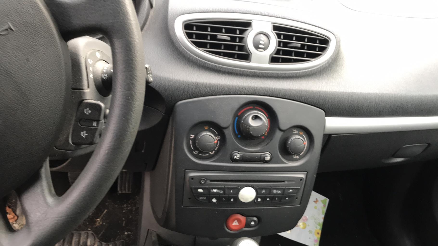 Image RENAULT CLIO 3