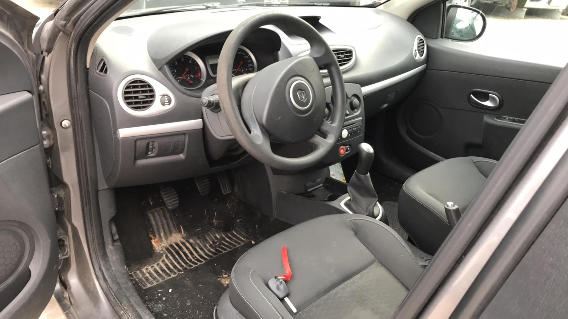 Image RENAULT CLIO 3