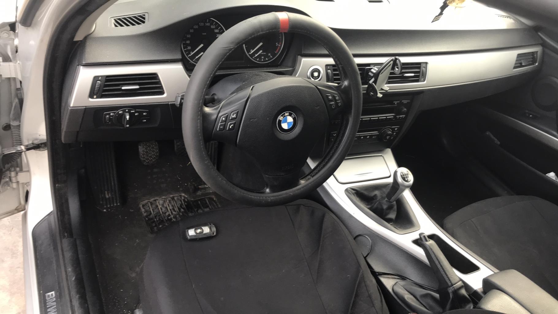 Image BMW SERIE 3 E90