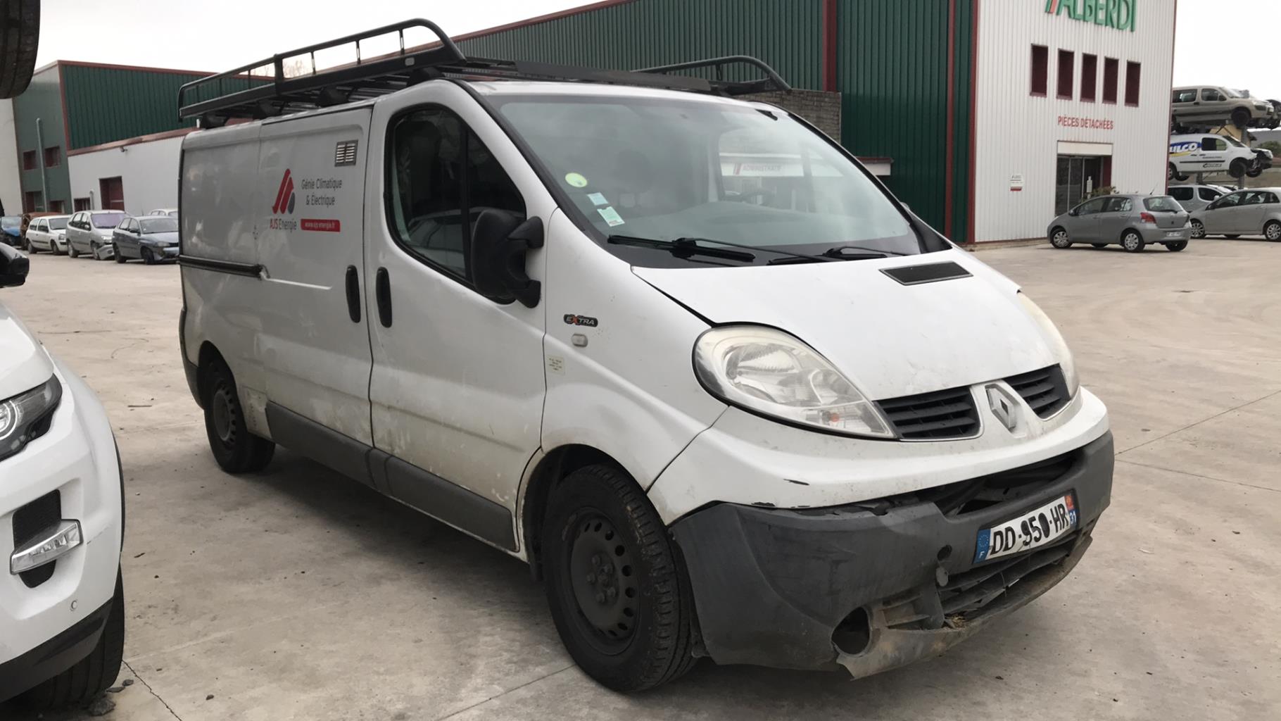 Vente voiture d'occasion : Renault Trafic 2 phase 2 2.0 dci - 16v turbo