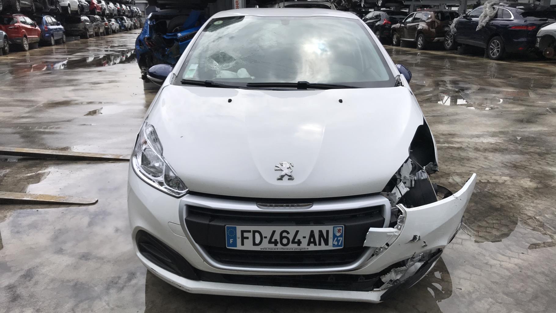 Image PEUGEOT 208 1