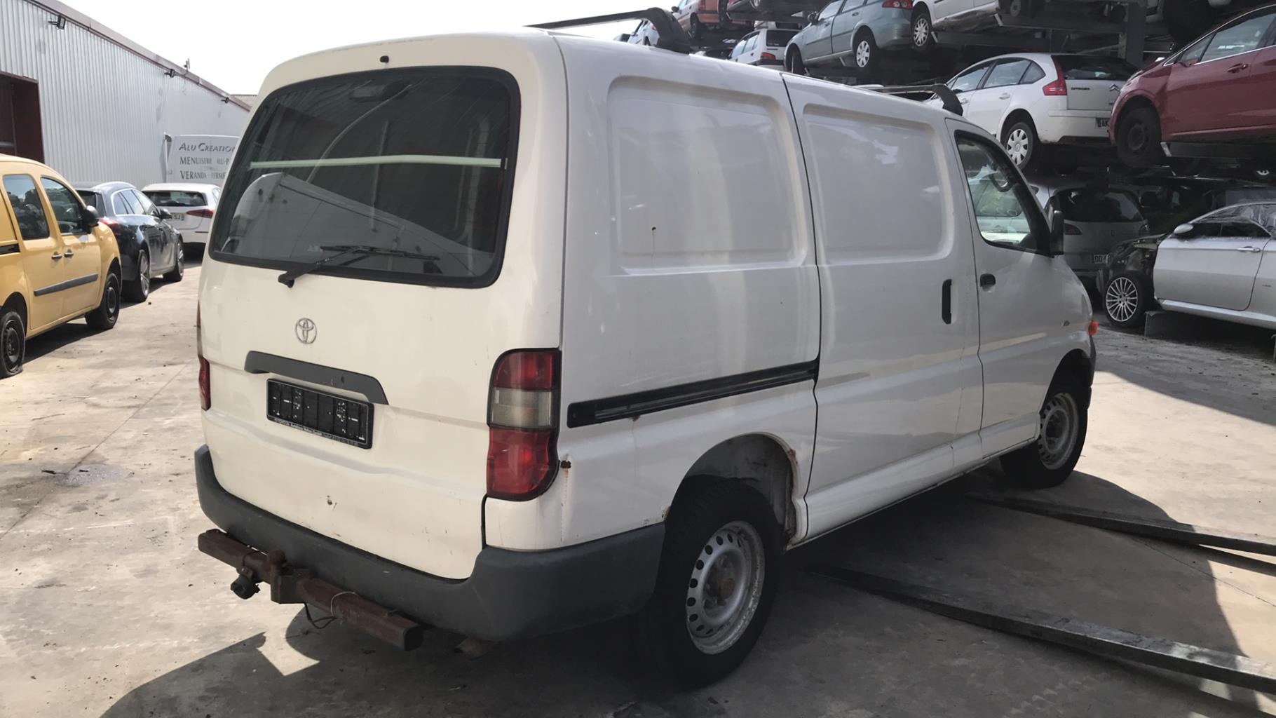 Image TOYOTA HI-ACE 2