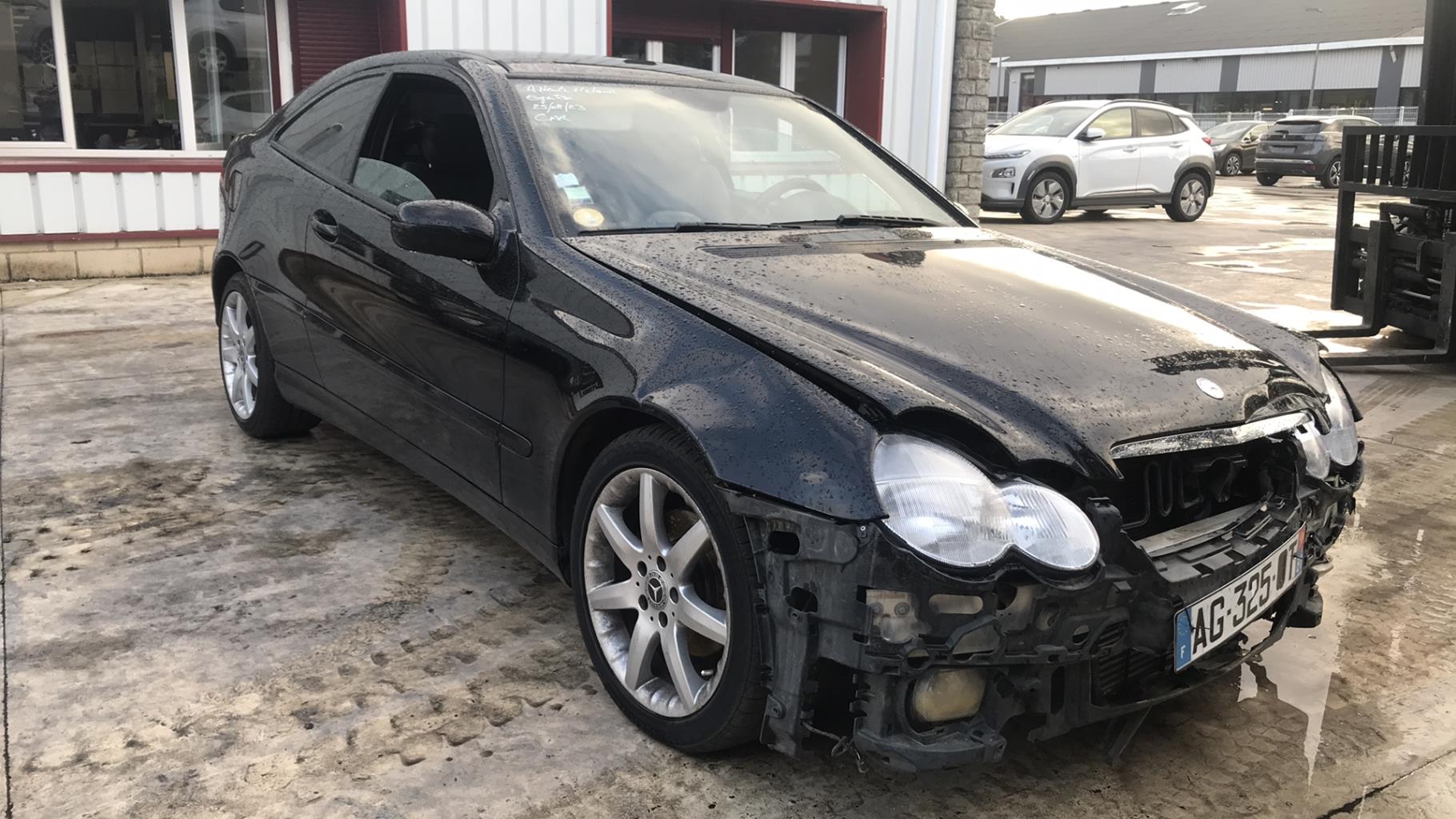 Image MERCEDES CLASSE C 203 COUPE SPORT