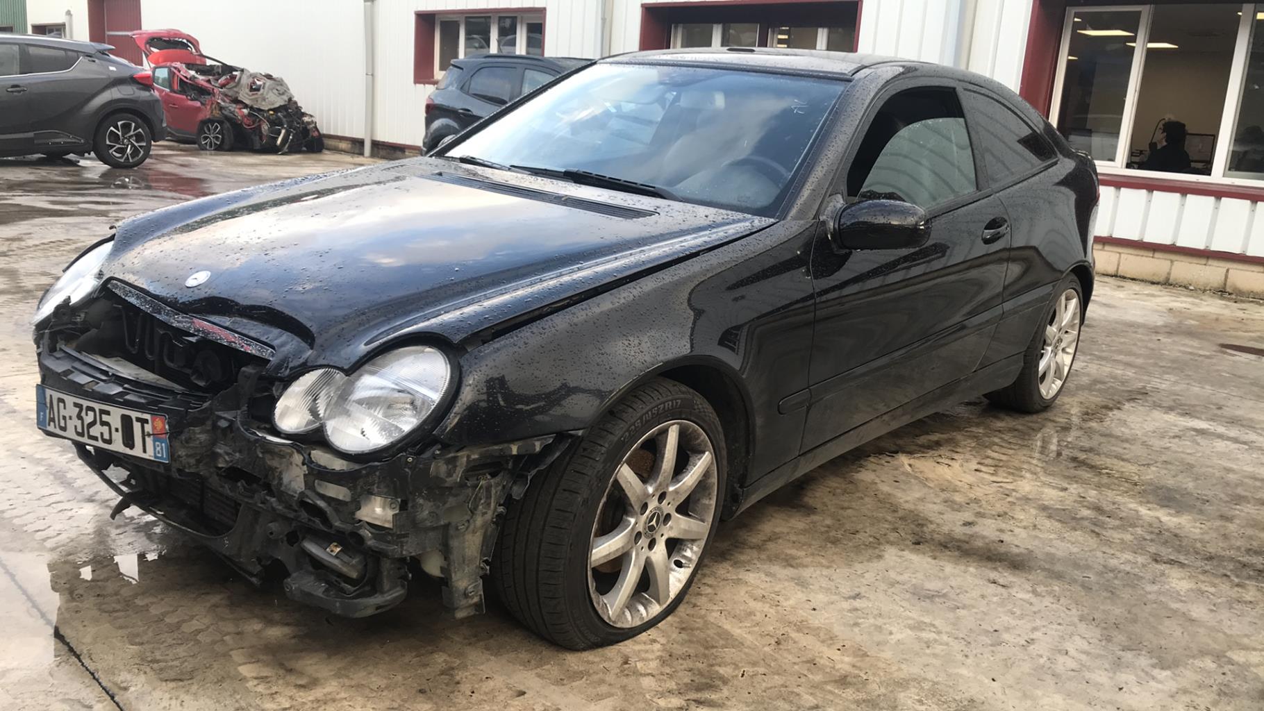 Image MERCEDES CLASSE C 203 COUPE SPORT