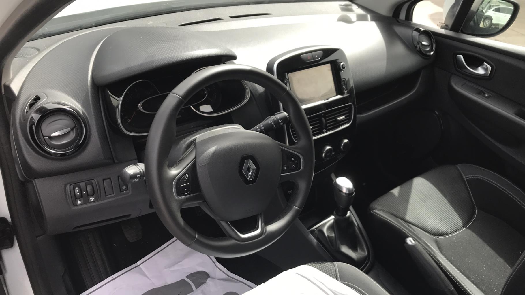 Image RENAULT CLIO 4