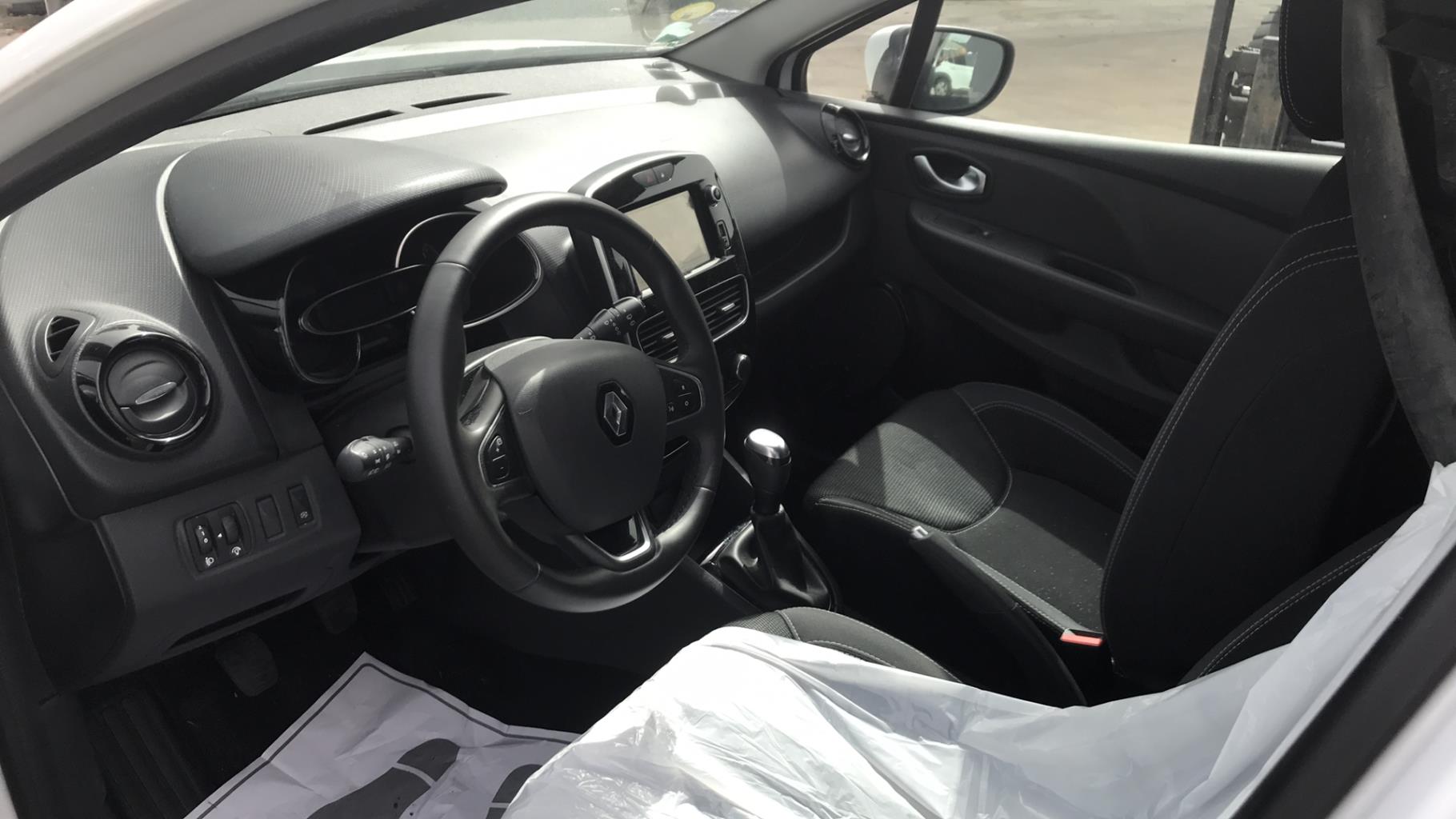 Image RENAULT CLIO 4