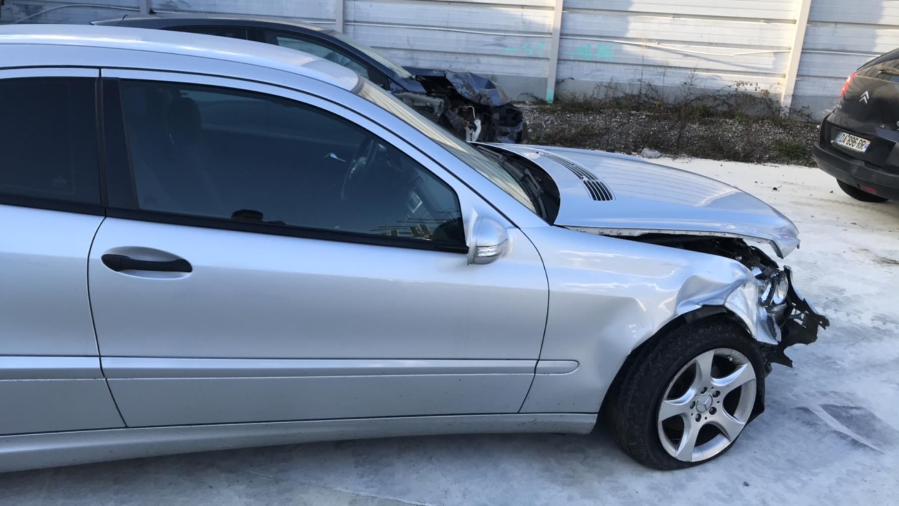 Image MERCEDES CLASSE C 203 COUPE SPORT