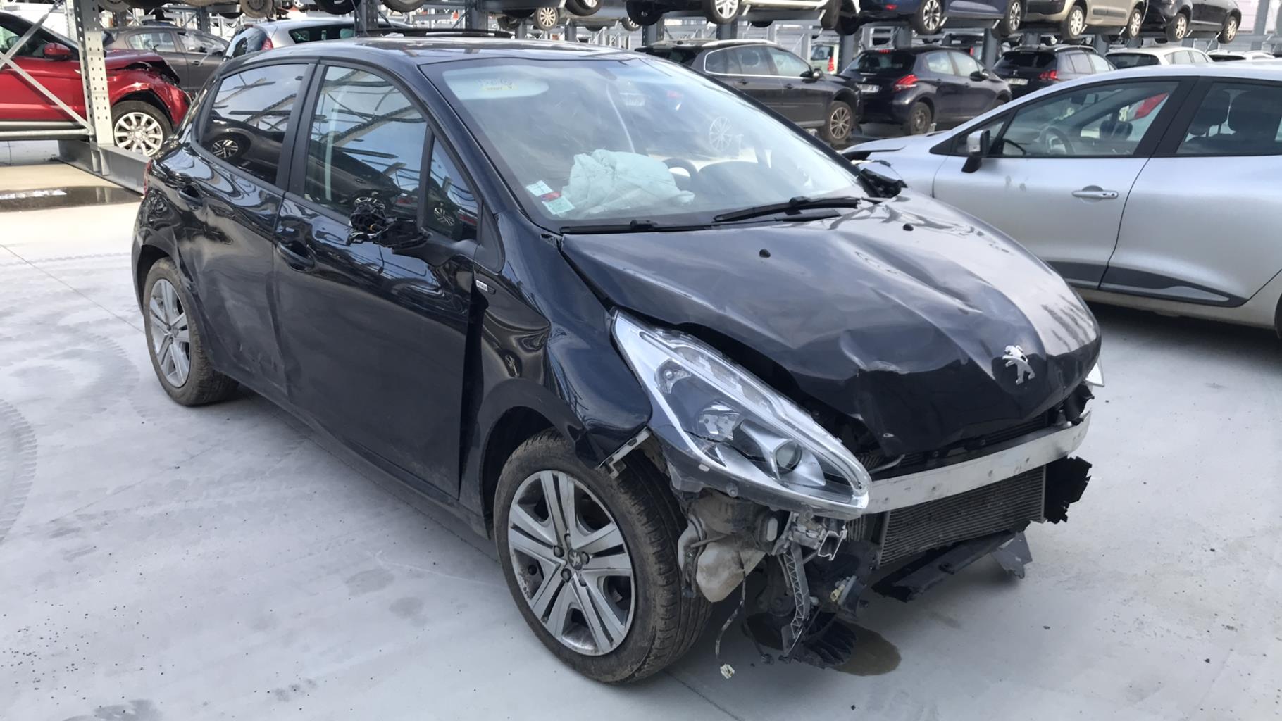 Image PEUGEOT 208 1