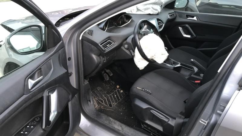 Image PEUGEOT 308 2