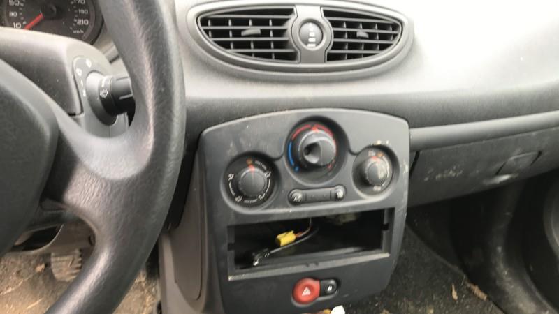 Image RENAULT CLIO 3