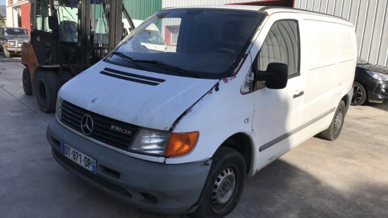 Image MERCEDES VITO 638