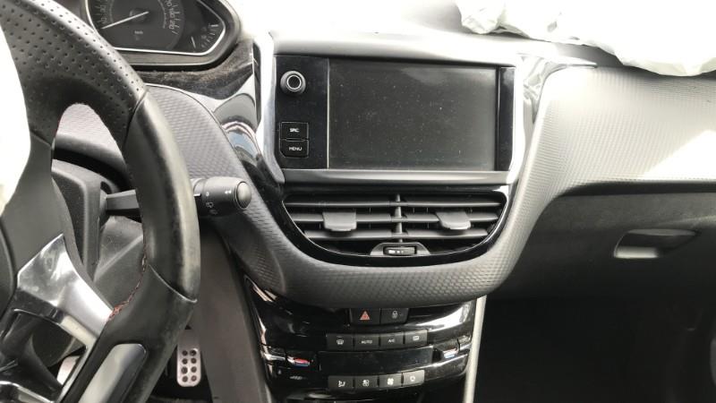 Image PEUGEOT 208 1