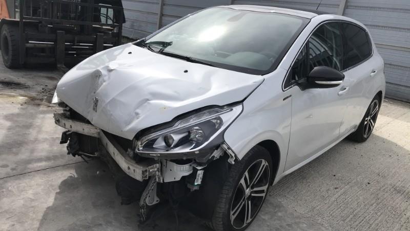 Image PEUGEOT 208 1