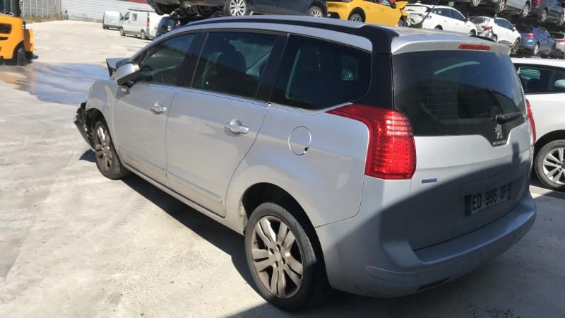 Image PEUGEOT 5008 1