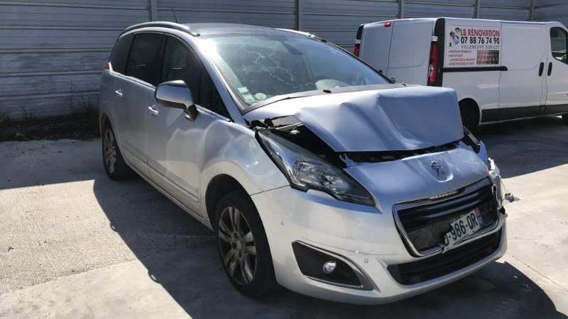 Image PEUGEOT 5008 1