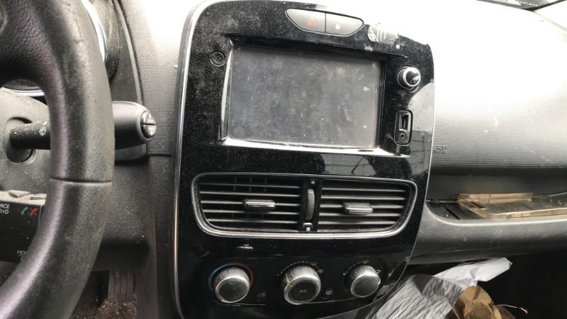 Image RENAULT CLIO 4