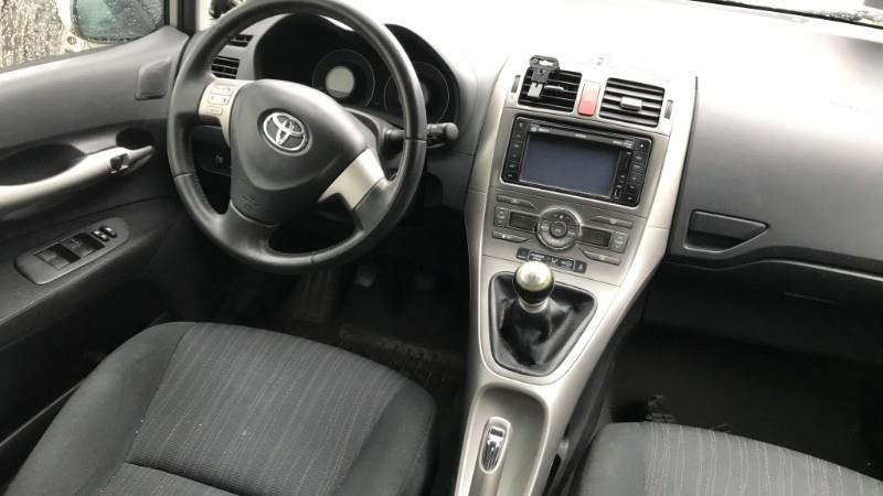 Image TOYOTA AURIS 1