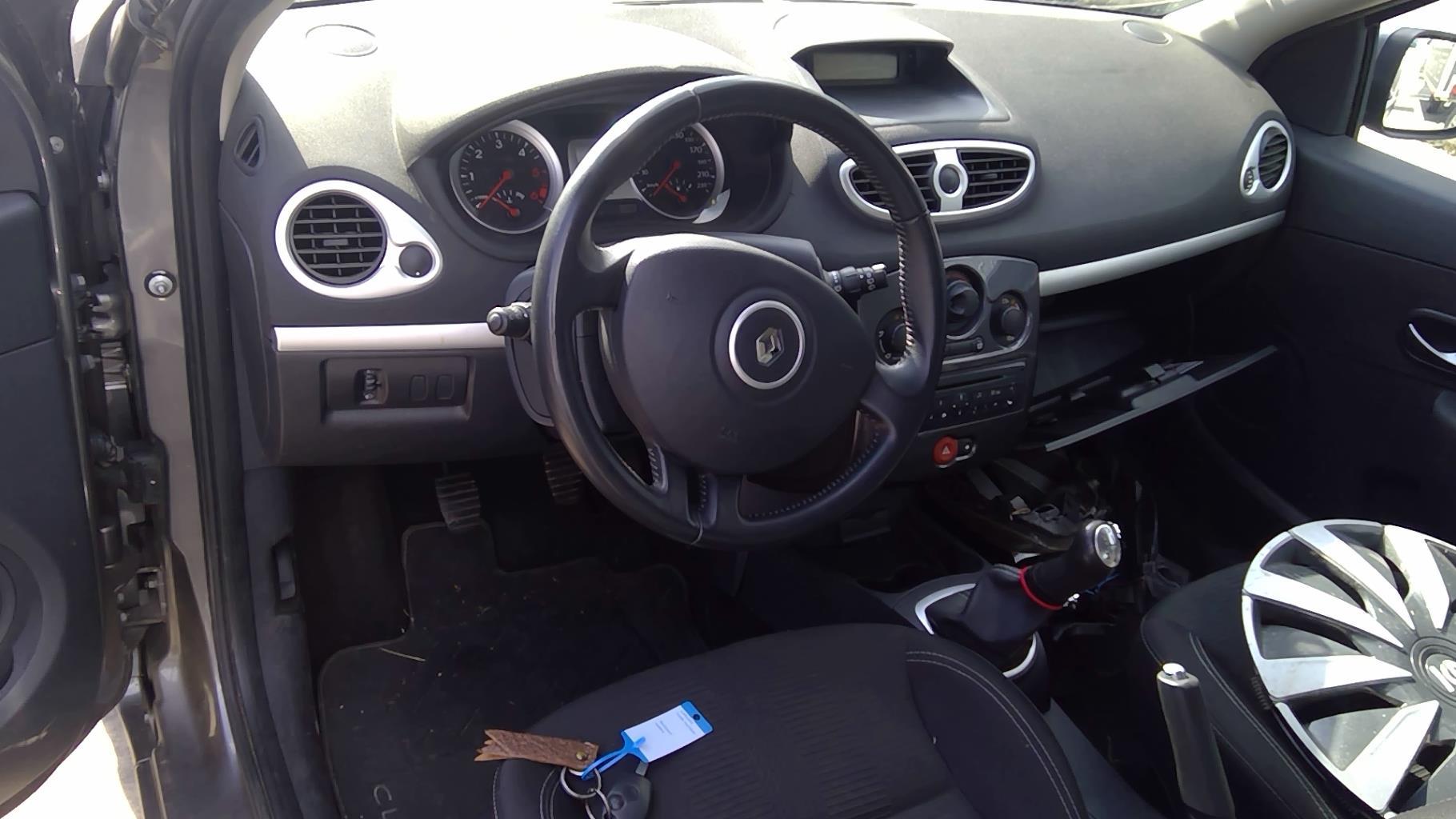 Image RENAULT CLIO 3