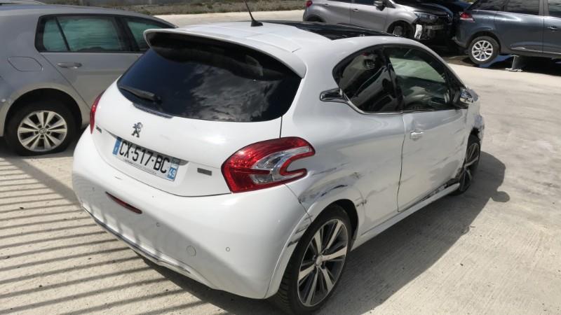 Image PEUGEOT 208 1