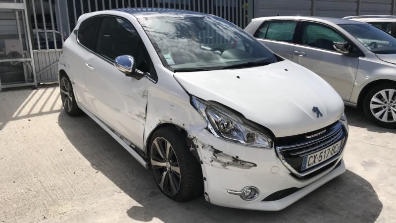 Image PEUGEOT 208 1