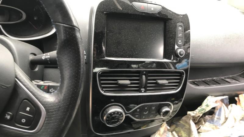 Image RENAULT CLIO 4