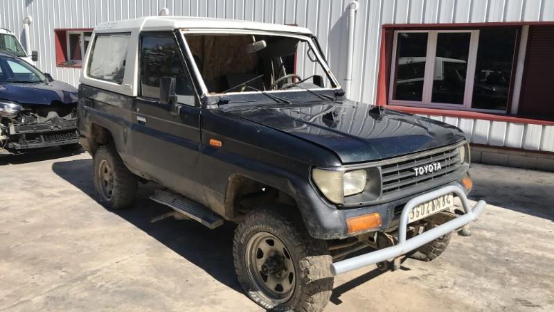 Image TOYOTA LAND CRUISER 2 J70