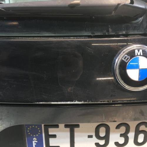 Emblema / Logo trasero/portón/maletero BMW X3 E83. Original BMW