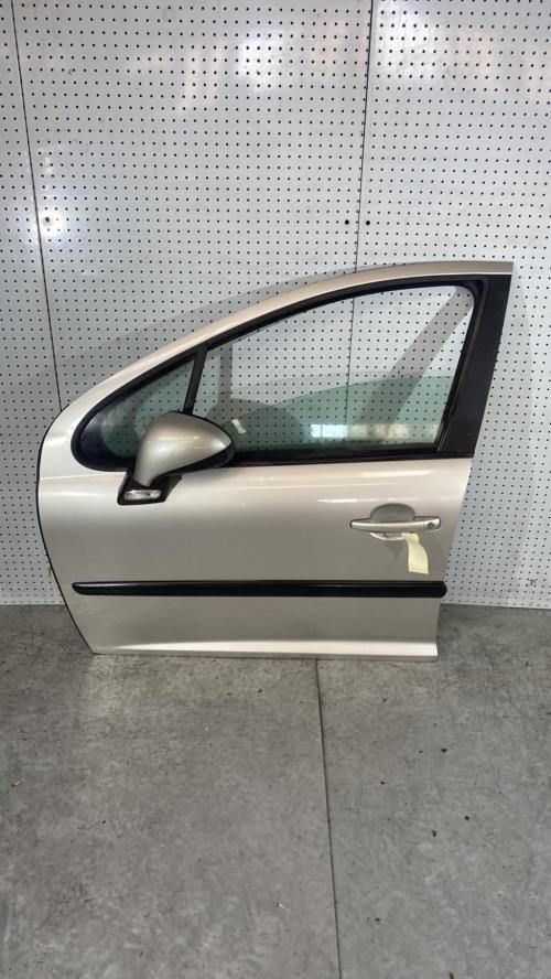 Poignee porte avant gauche PEUGEOT 207 PHASE 1 BREAK d'occasion