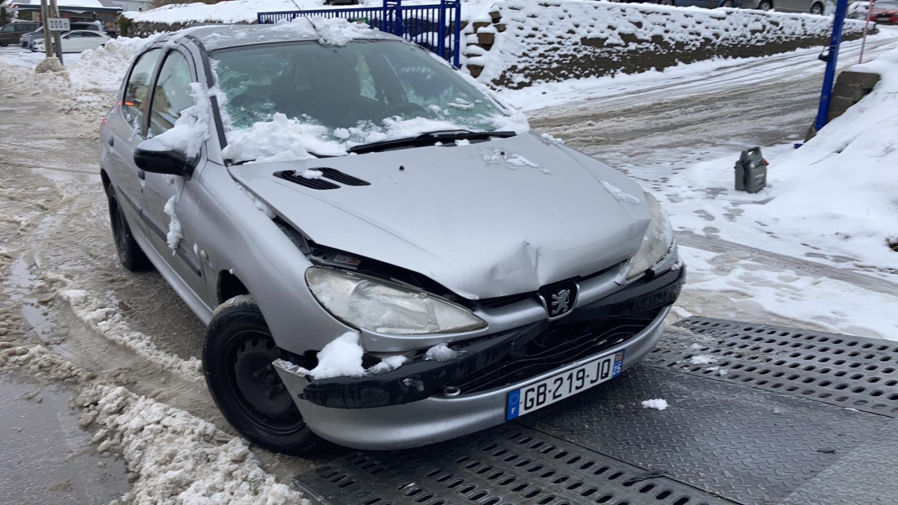 Volant Peugeot 206 xs 1.6 16v 2001