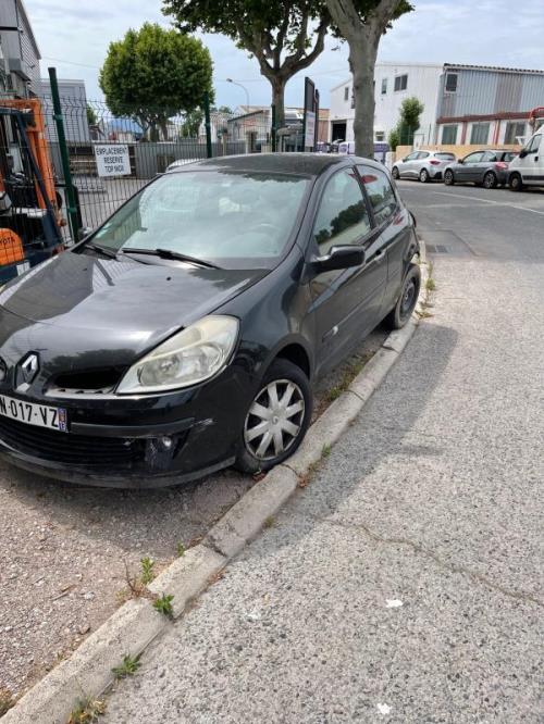 Bras essuie glace avant gauche RENAULT CLIO 3 PHASE 1 Diesel