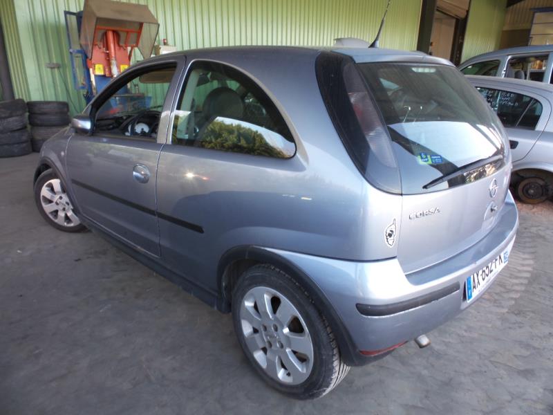 Opel corsa c 2003