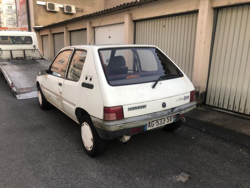 Foto pieza de coche