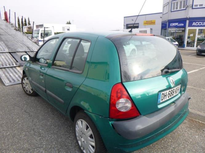 Glissière de pare-chocs avant gauche de RENAULT de CLIO (3) DE 04