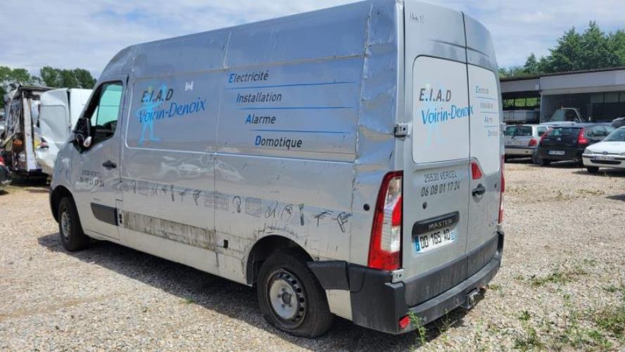 Poignee porte arriere droit RENAULT MASTER 3 PHASE 3 occasion