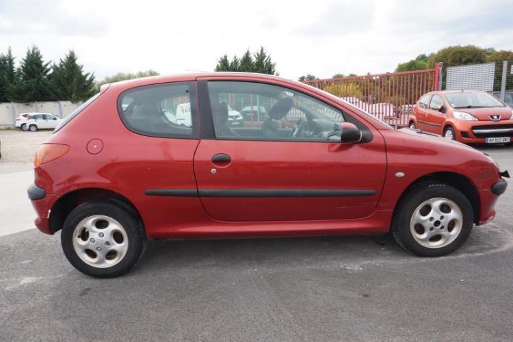 MOTEUR : RefOE  PEUGEOT 206 Phase 1 (de Sep-1998 à Mar-2003)