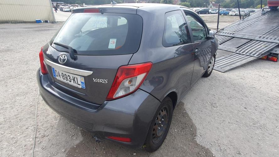 Pare soleil droit pour TOYOTA YARIS 3 PHASE 1 d'occasion - Jaqu'Auto