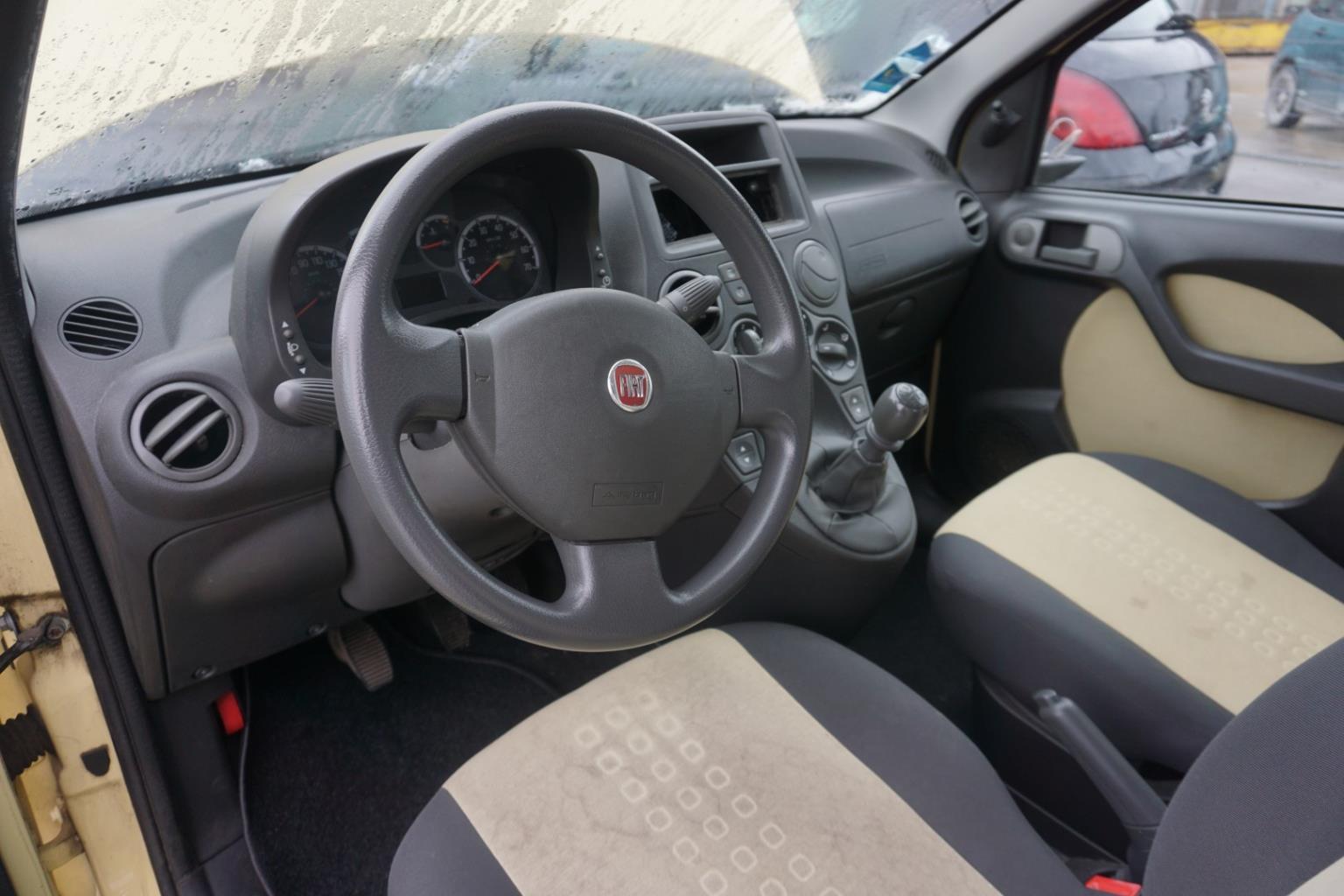 Pare soleil gauche pour FIAT PANDA 1 PHASE 2 d'occasion - Jaqu'Auto