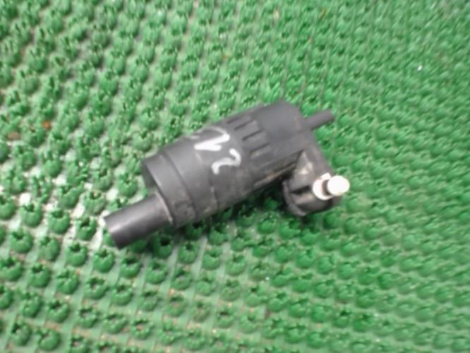 Pompe lave glace avant VOLKSWAGEN GOLF 6